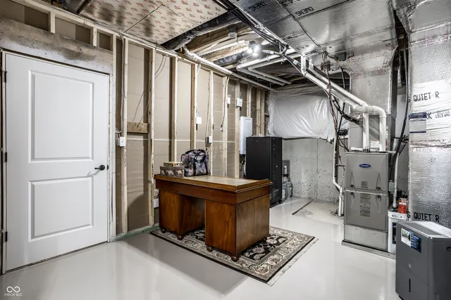 $1,195,000 | 4135 Hartswick Court, Zionsville, IN 46077