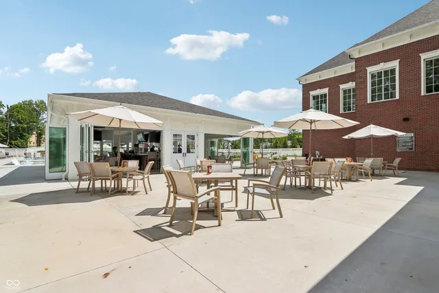 $1,195,000 | 4135 Hartswick Court, Zionsville, IN 46077