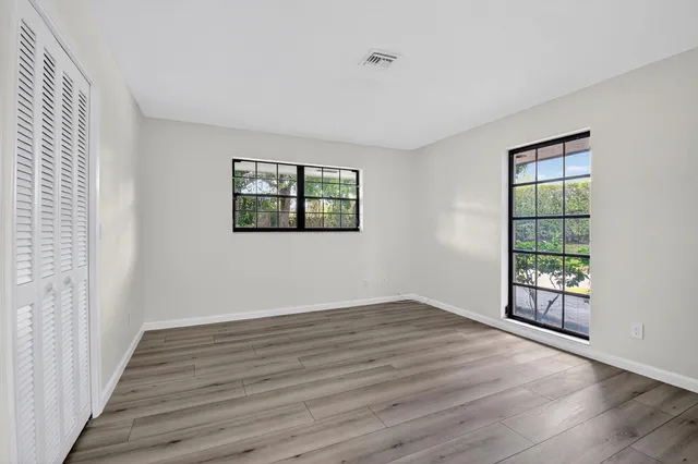 a view of a garden with a flower in a garden