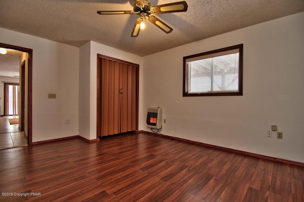 4134 Hickory Road Tobyhanna, PA 18466 - Photo 33 of 37 Bedroom 3 Closet