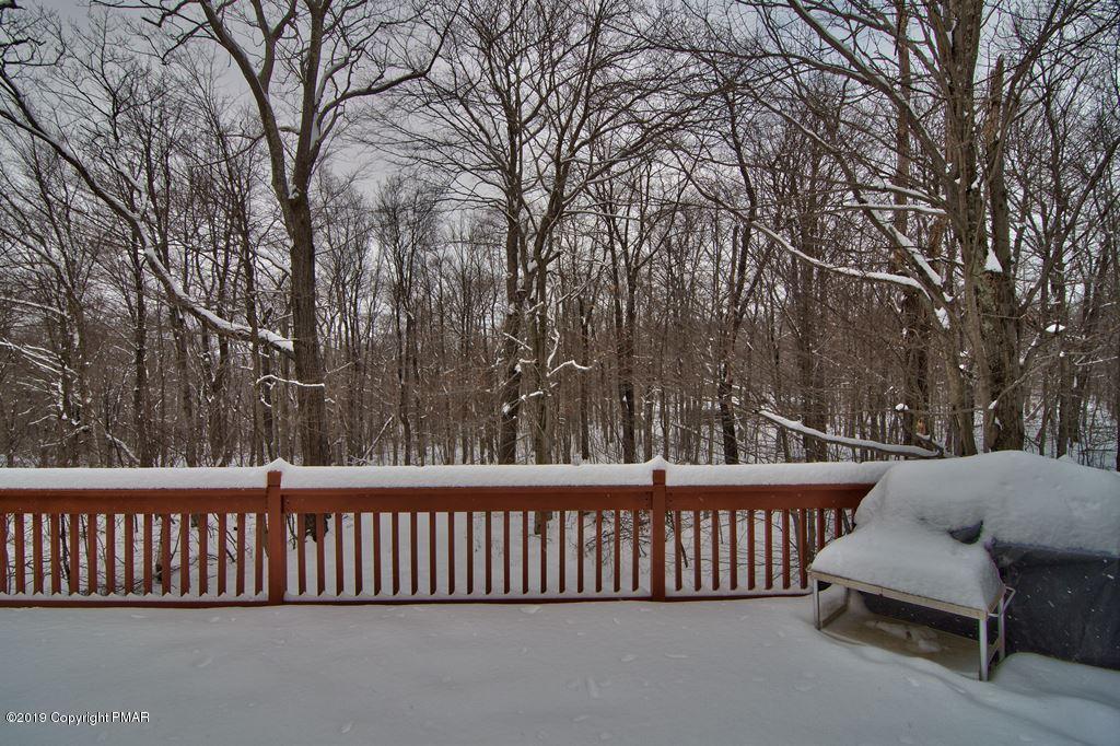 4134 Hickory Road Tobyhanna, PA 18466 - Photo 34 of 37 Upper Rear Deck