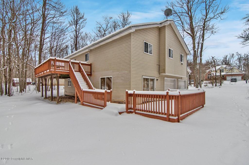 Look at all of that decking!!