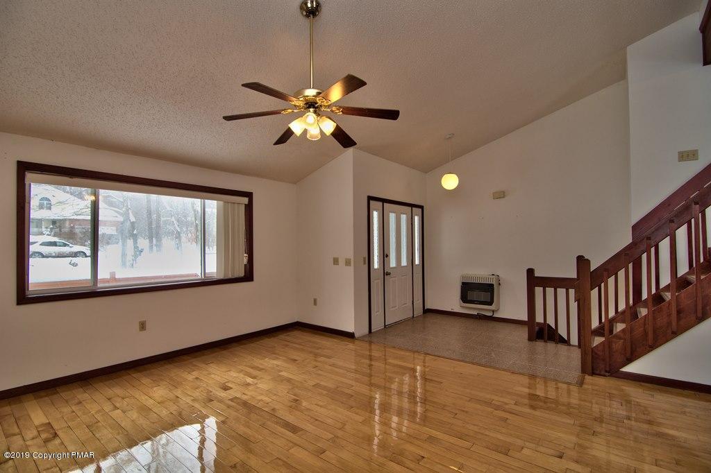 4134 Hickory Road Tobyhanna, PA 18466 - Photo 9 of 37 Living Room to Foyer