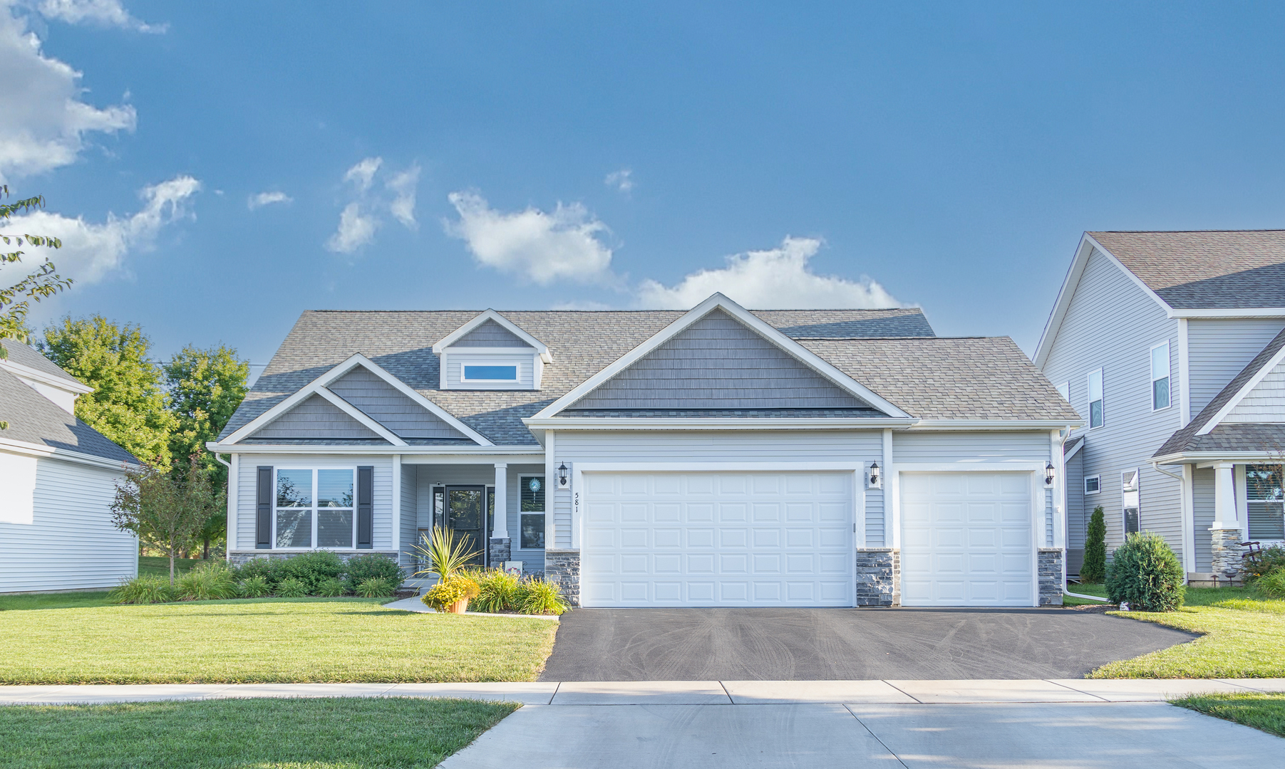 334 Dawns End Hampshire Il  