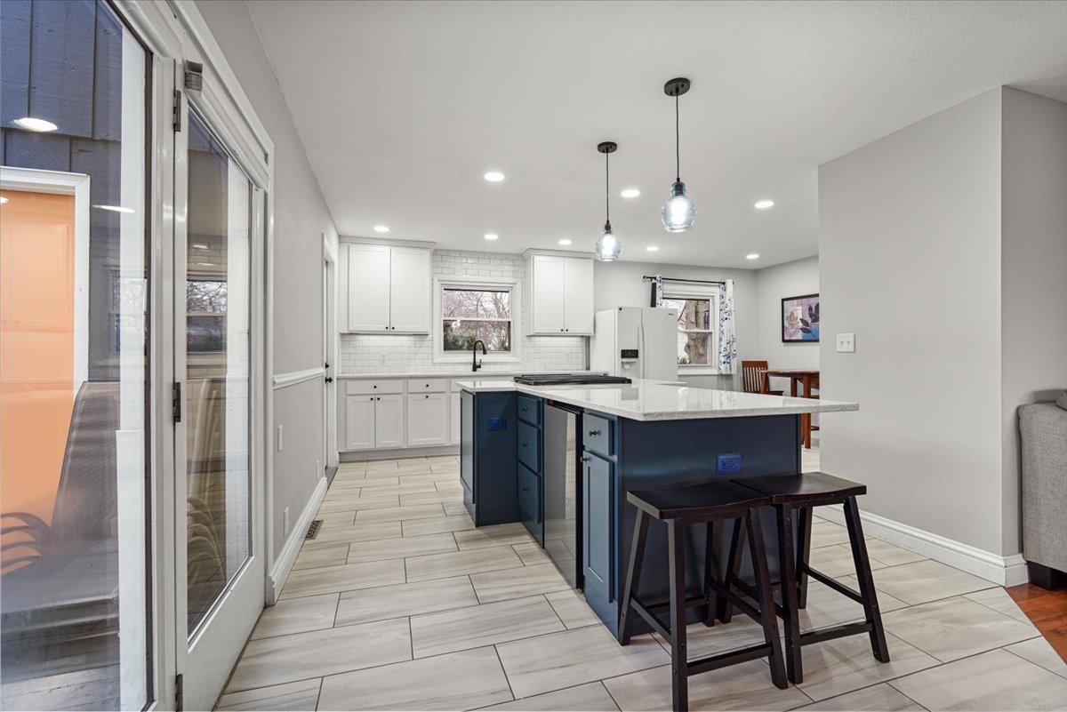 203 Centennial Avenue Normal, IL 61761 - Photo 8 of 23