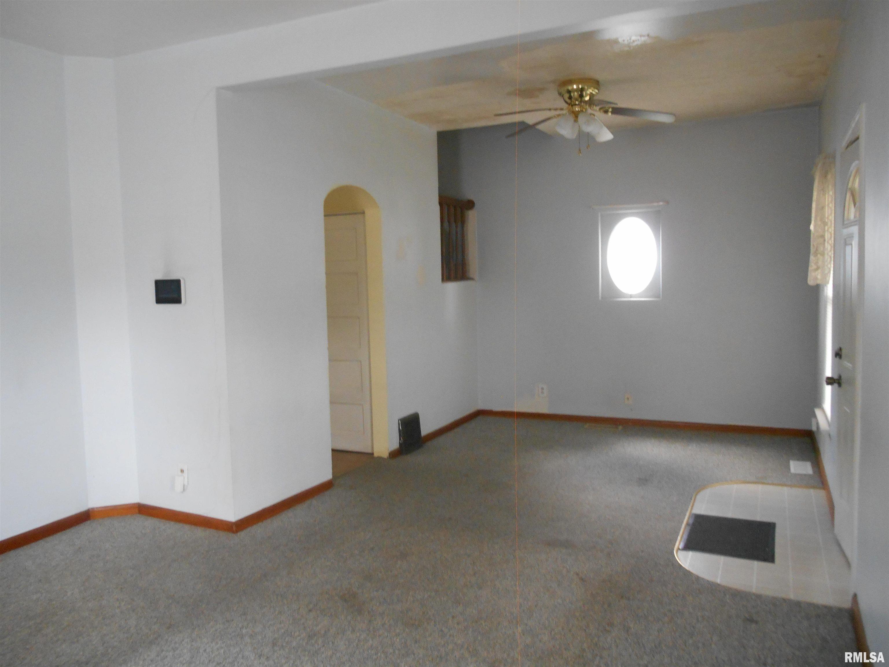 1805 East Keys Avenue Springfield, IL 62702 - Photo 4 of 34