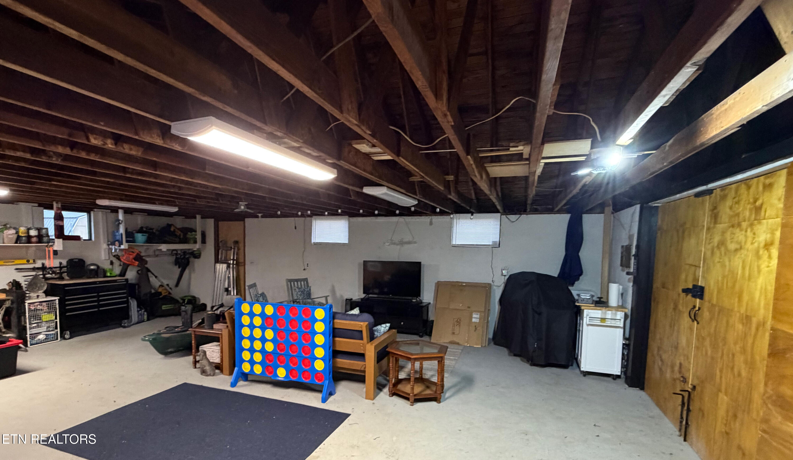 311 Alabama Avenue Clinton, TN 37716 - Photo 13 of 43 Garage 1