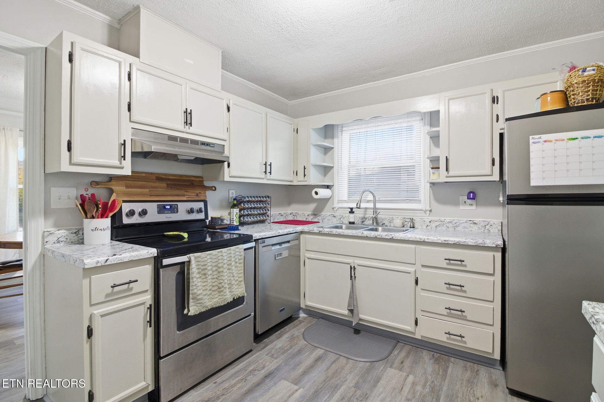 311 Alabama Avenue Clinton, TN 37716 - Photo 26 of 43 21-web-or-mls-DZ3A9689