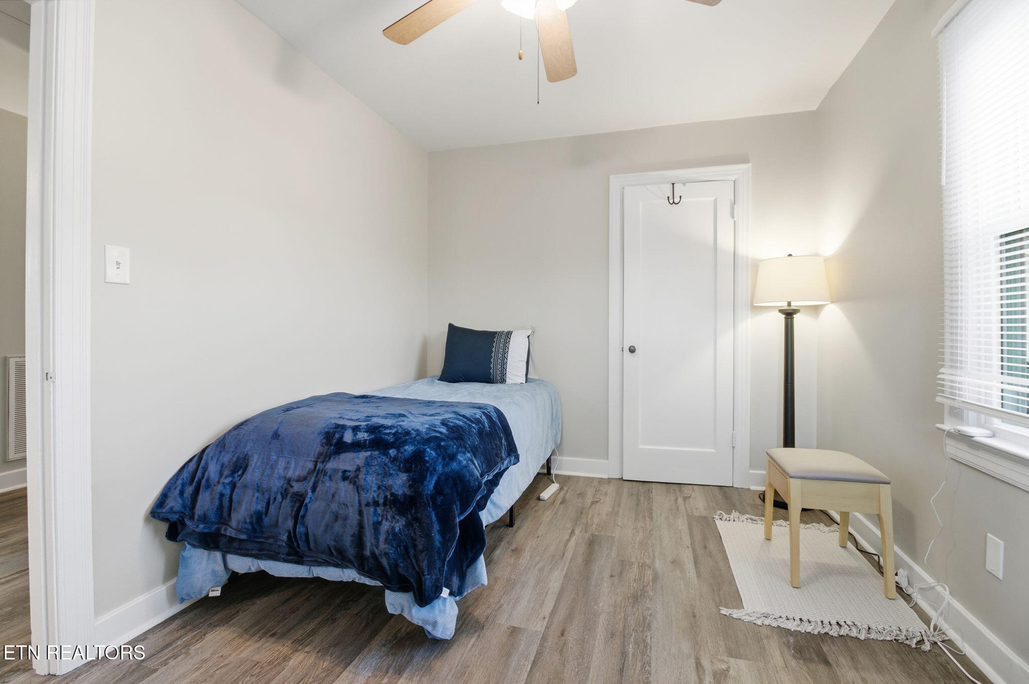 311 Alabama Avenue Clinton, TN 37716 - Photo 30 of 43 24-web-or-mls-DZ3A9701