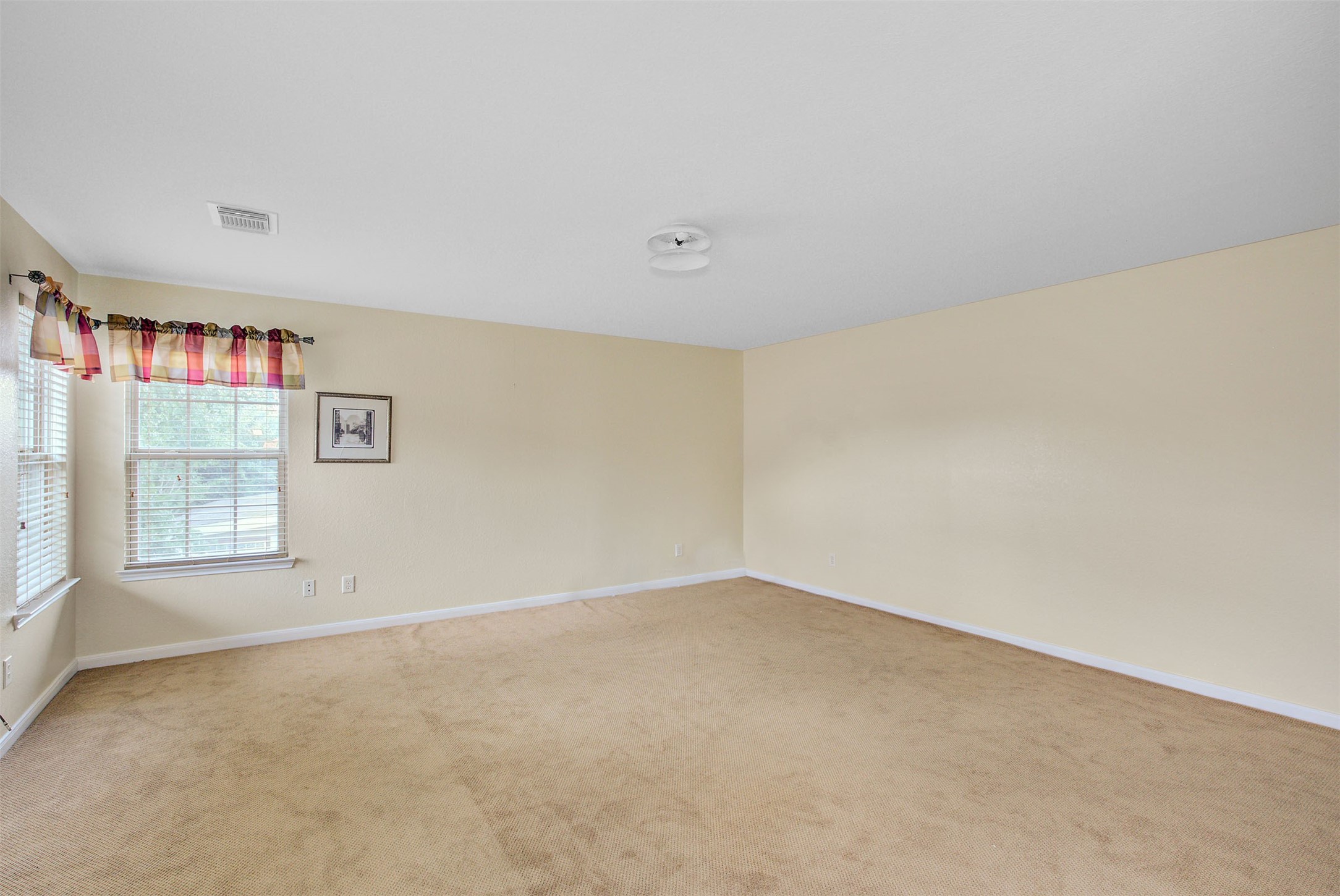 29642 Legends Green Drive Spring, TX 77386 - Photo 25 of 44 a view of an empty room with a window