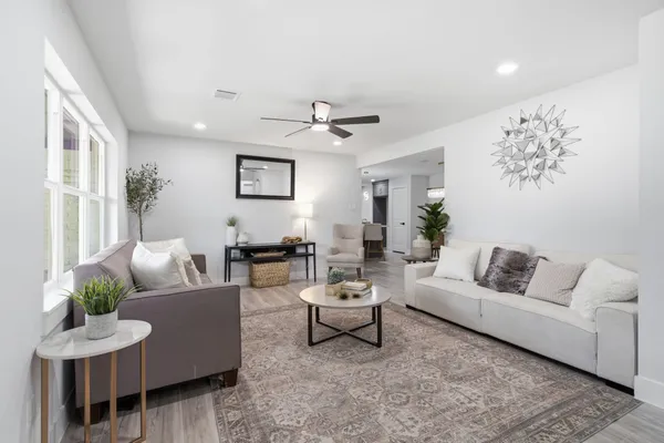 $289,450 | 5551 Winding Creek Way, Houston, TX 77017
