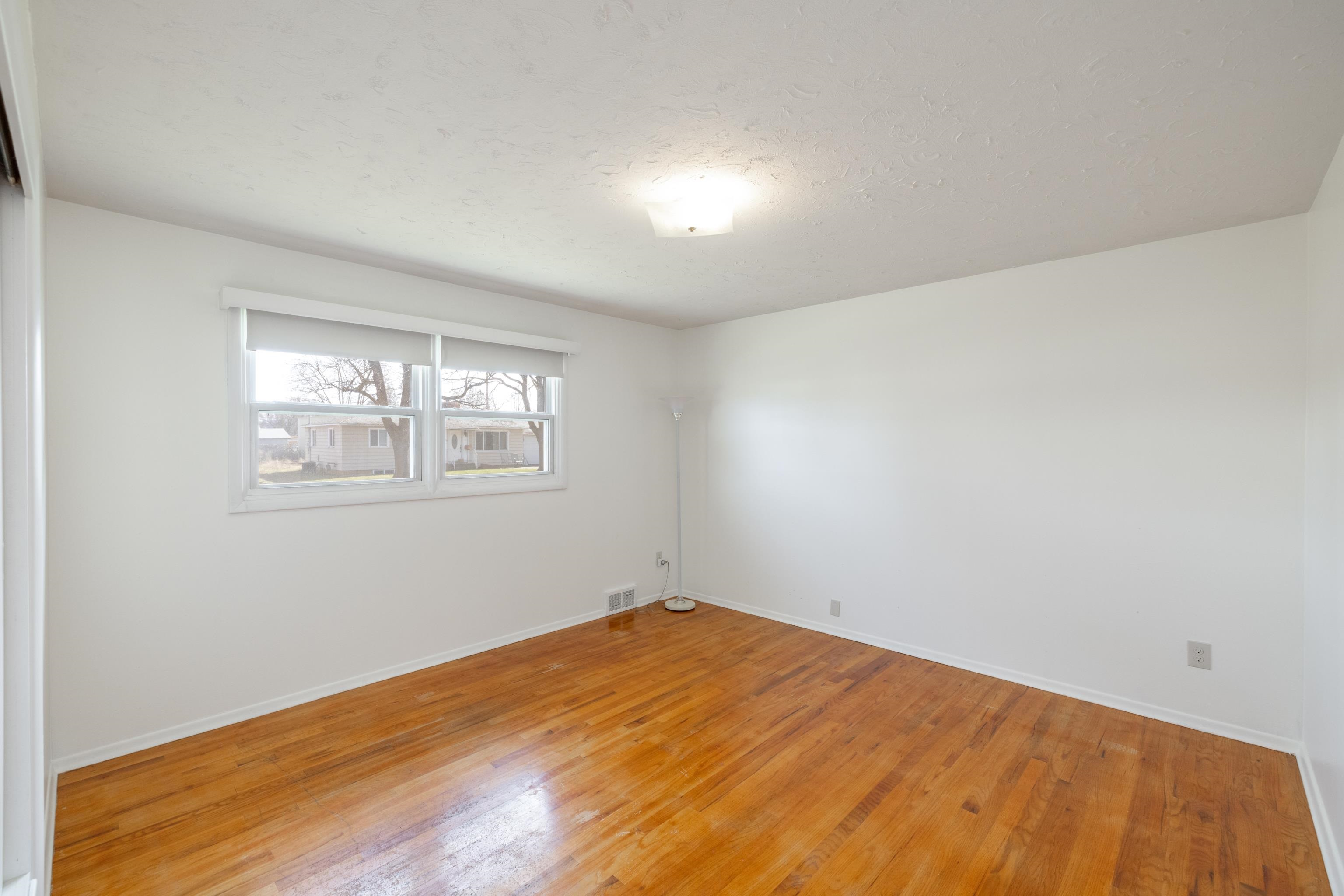 3015 North Maple Road Millwood, WA 99206 - Photo 14 of 50 Gallery Image 14
