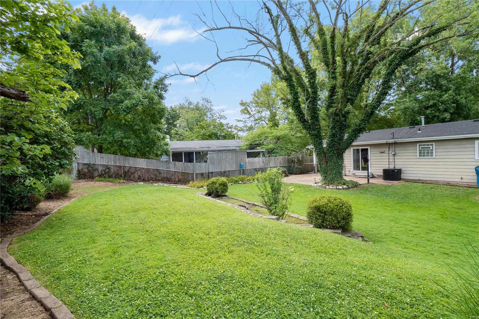 61 Roland Avenue Ballwin, MO 63021 - Photo 23 of 26 Gallery Image 23