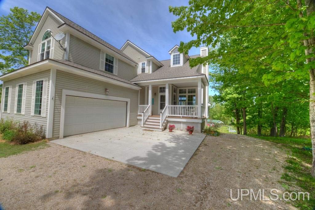 21658 Ridge Road Grand Marais, MI 49839 - Photo 3 of 33 Gallery Image 3