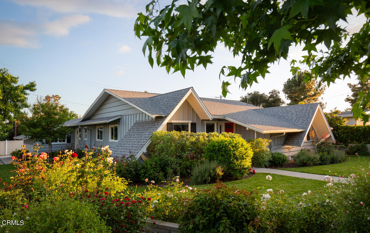 4105 Aralia Road Altadena, CA 91001 - Photo 1 of 41 a front view of house with yard and green space