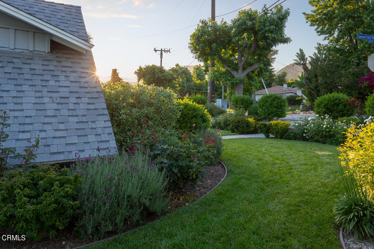 4105 Aralia Road Altadena, CA 91001 - Photo 38 of 41 a view of a backyard