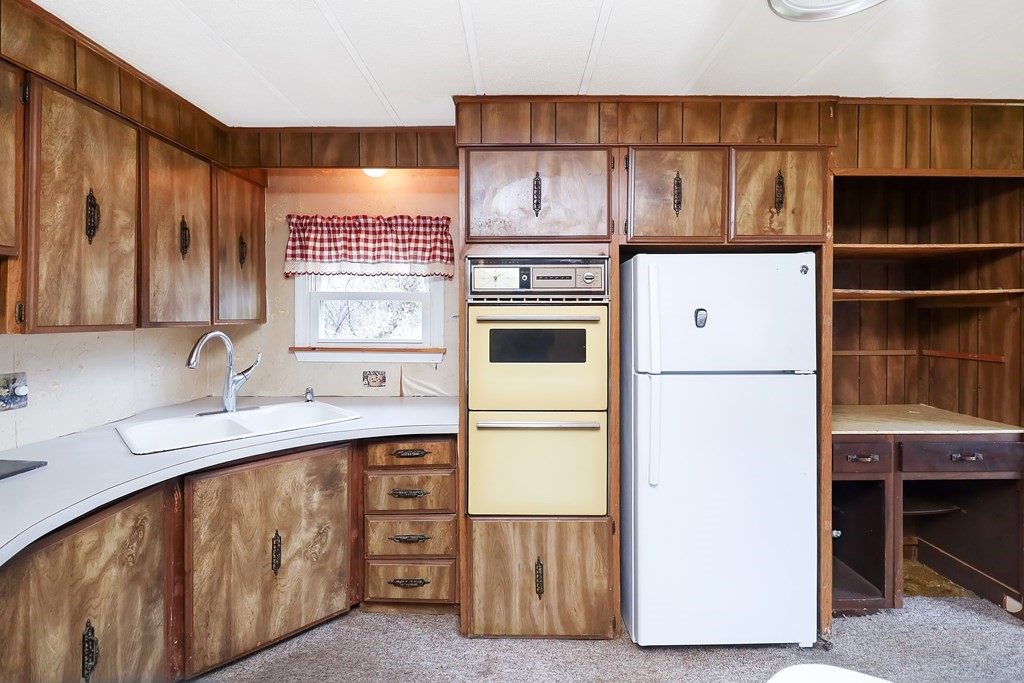 268 Palmer Road, Unit 64 Monson, MA 01057 - Photo 9 of 23 Gallery Image 9