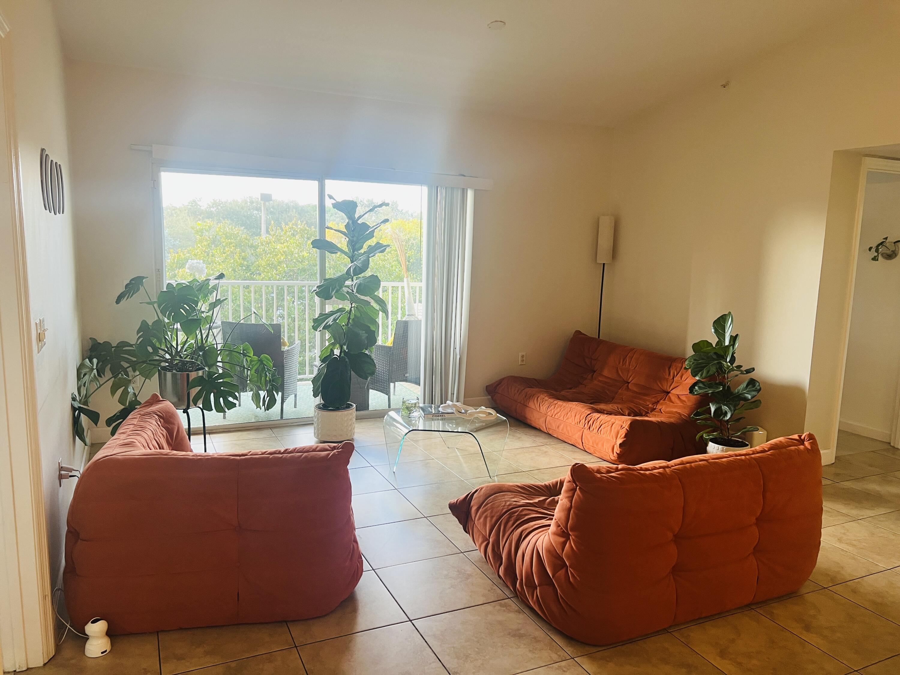 5025 Wiles Road, Unit 305 Coconut Creek, FL 33073 - Photo 20 of 22 Living Room