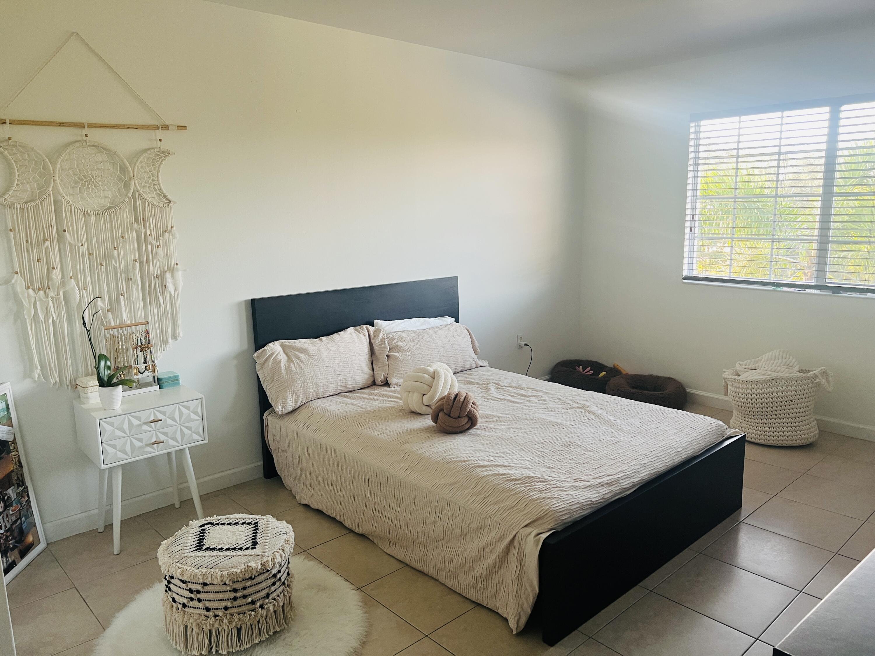5025 Wiles Road, Unit 305 Coconut Creek, FL 33073 - Photo 10 of 22 Master