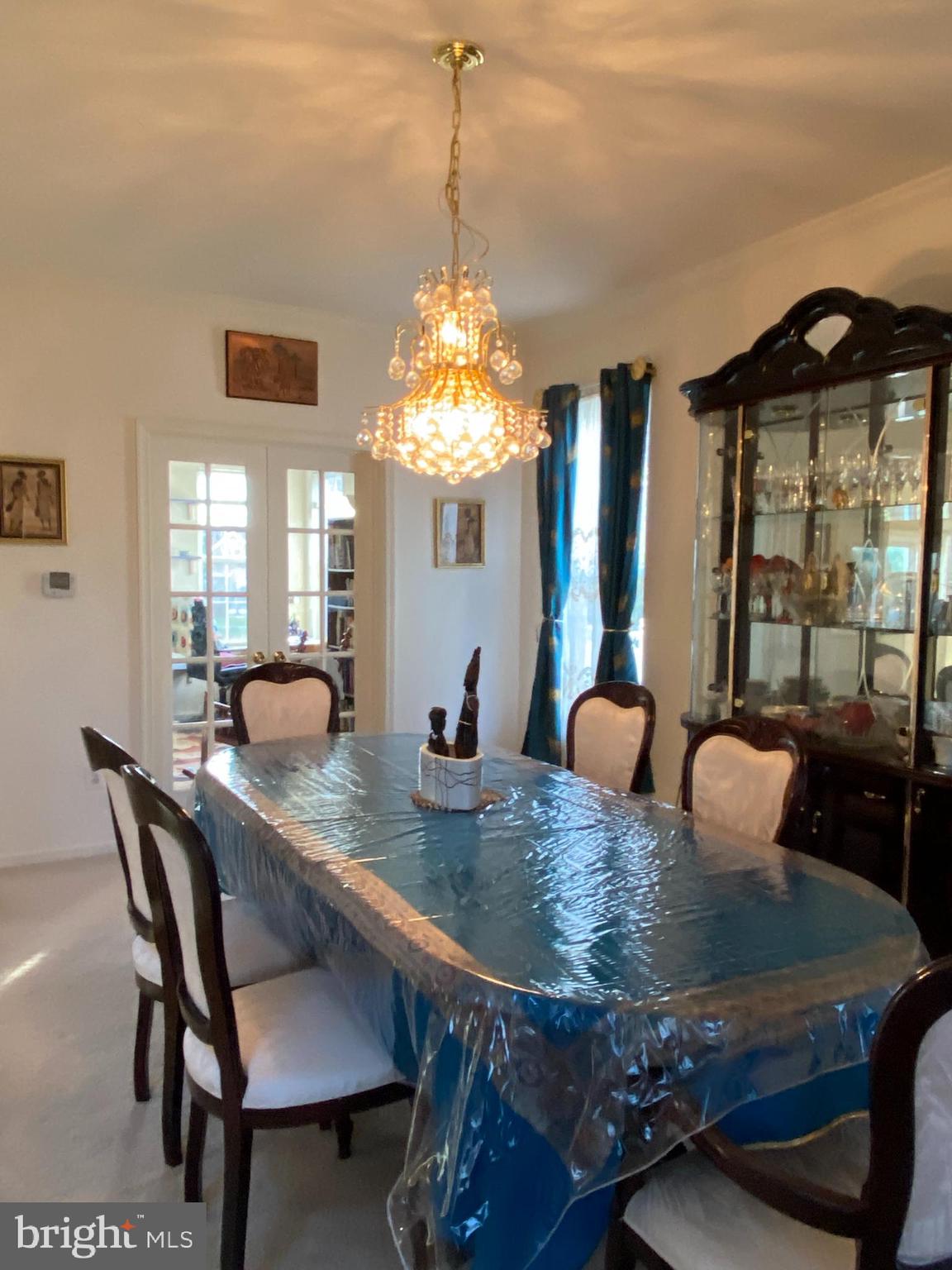 8 Stonehedge Drive East Windsor, NJ 08520 - Photo 17 of 47 Dining room