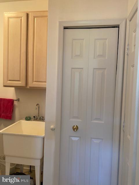 8 Stonehedge Drive East Windsor, NJ 08520 - Photo 40 of 47 Laundry sink and clsoet