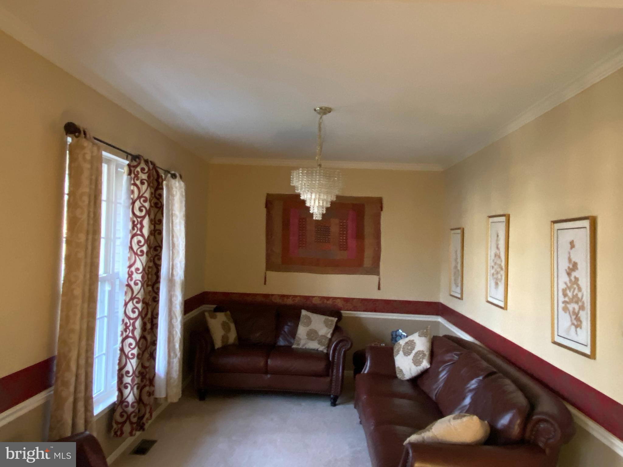 8 Stonehedge Drive East Windsor, NJ 08520 - Photo 5 of 47 Living room