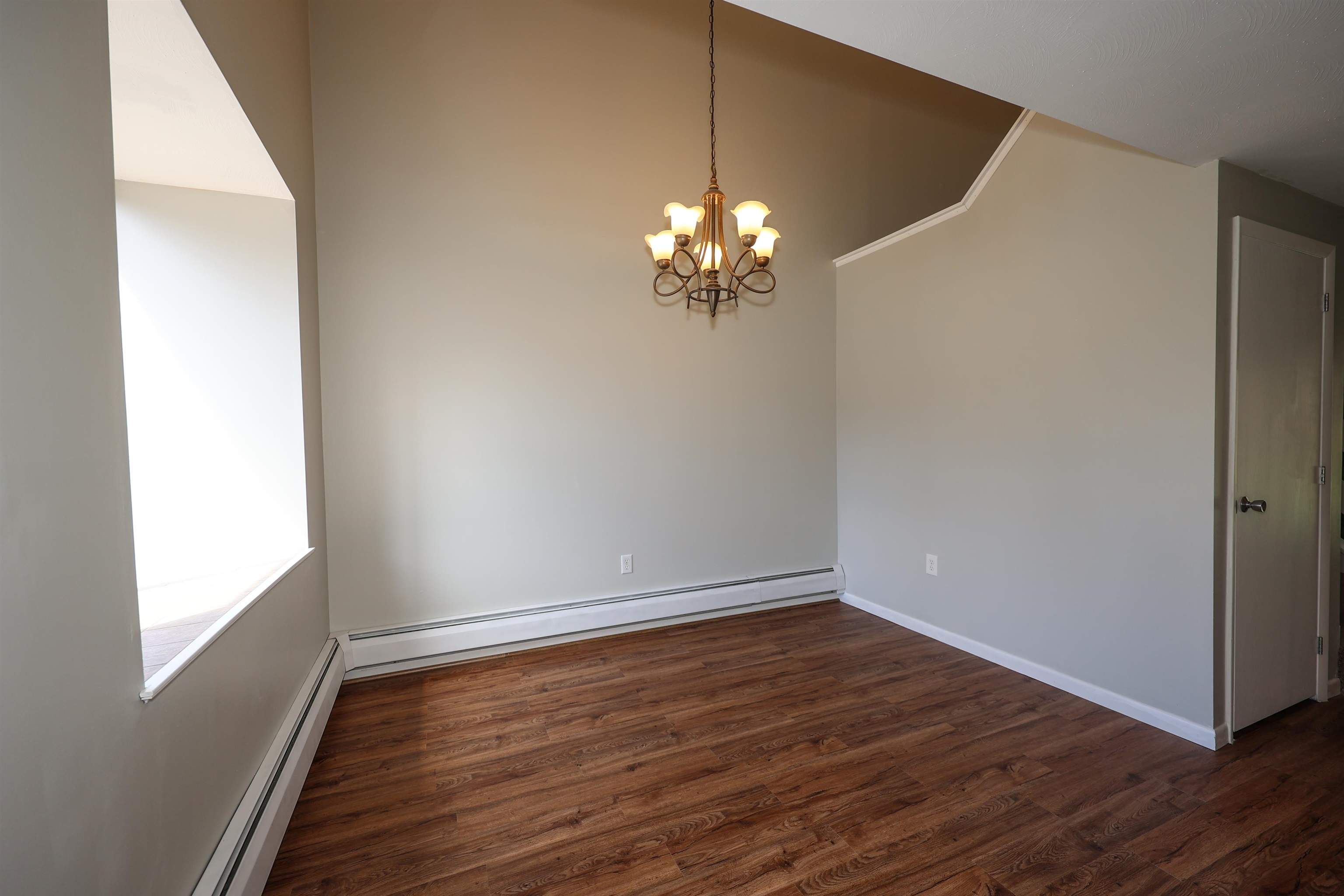 27 Spring Cove Road Nashua, NH 03062 - Photo 9 of 35