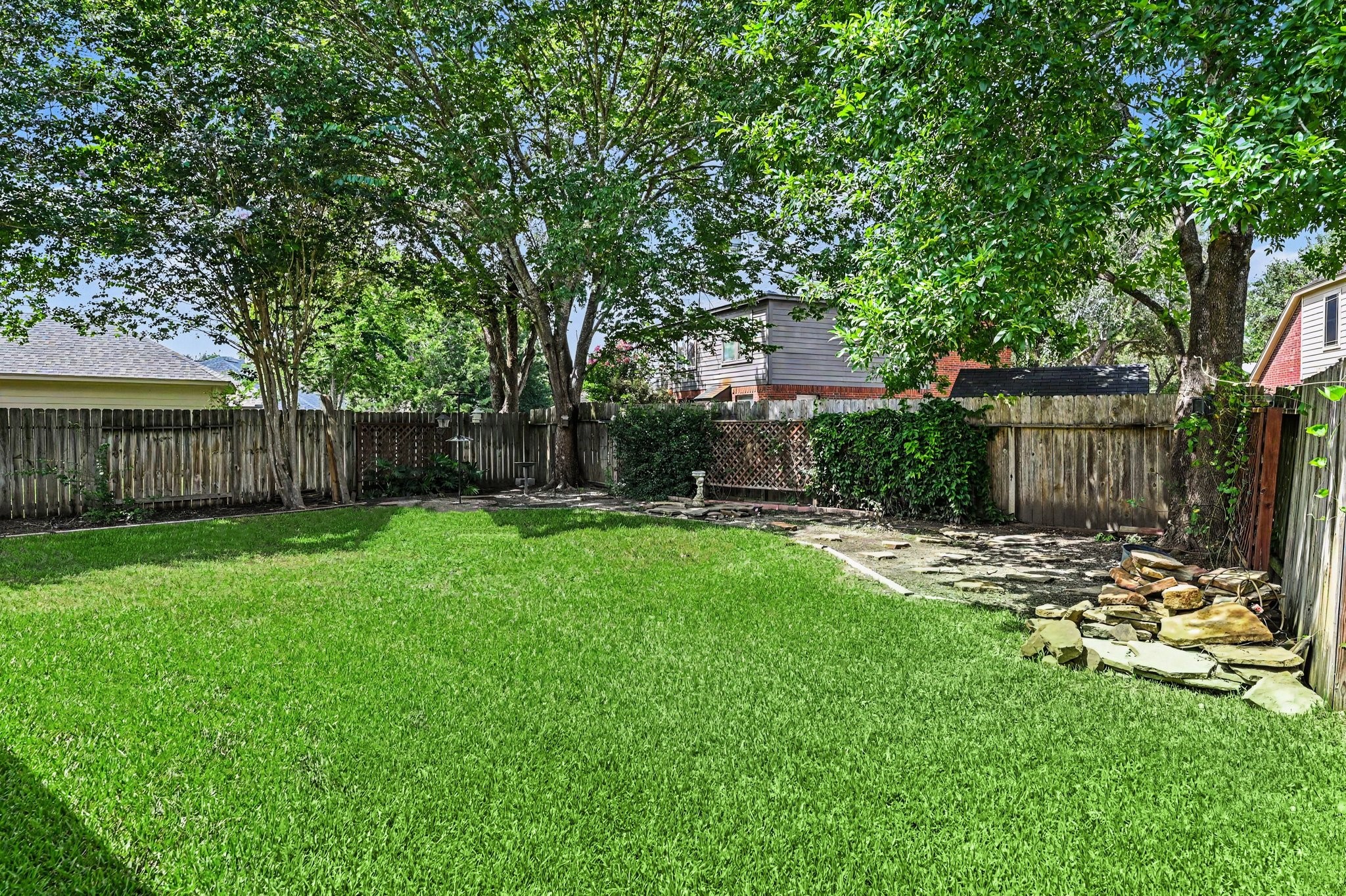 5711 Shady Hollow Court Rosharon, TX 77583 - Photo 23 of 28
