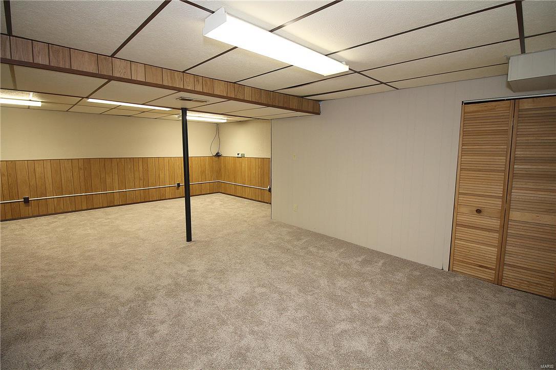 2327 England Town Road St. Louis, MO 63129 - Photo 26 of 37