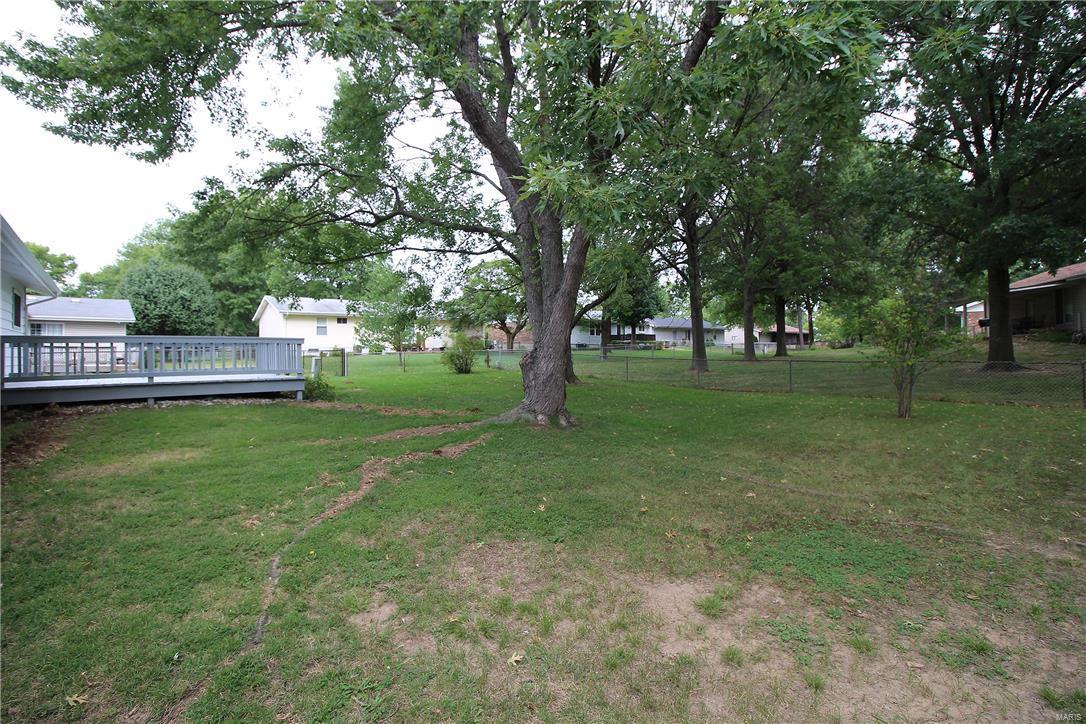 2327 England Town Road St. Louis, MO 63129 - Photo 36 of 37