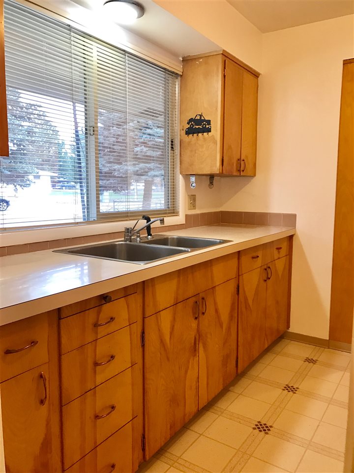 1512 South Warren Road Veradale, WA 99037 - Photo 5 of 20 Gallery Image 5