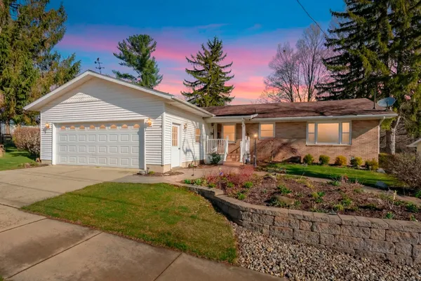 $240,000 | 1307 4th Street, Lake Odessa, MI 48849