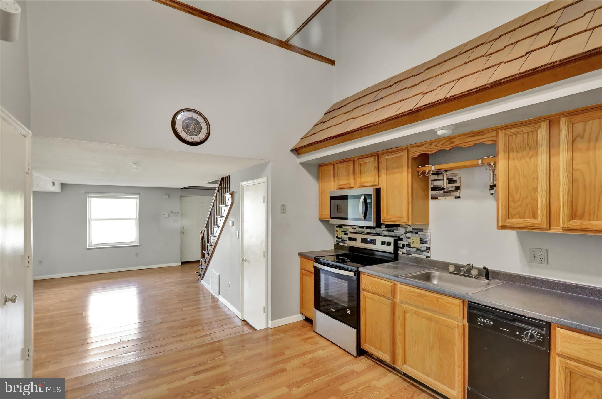 709 Hill Road, Unit 3 Wernersville, PA 19565 - Photo 3 of 14 360_5502