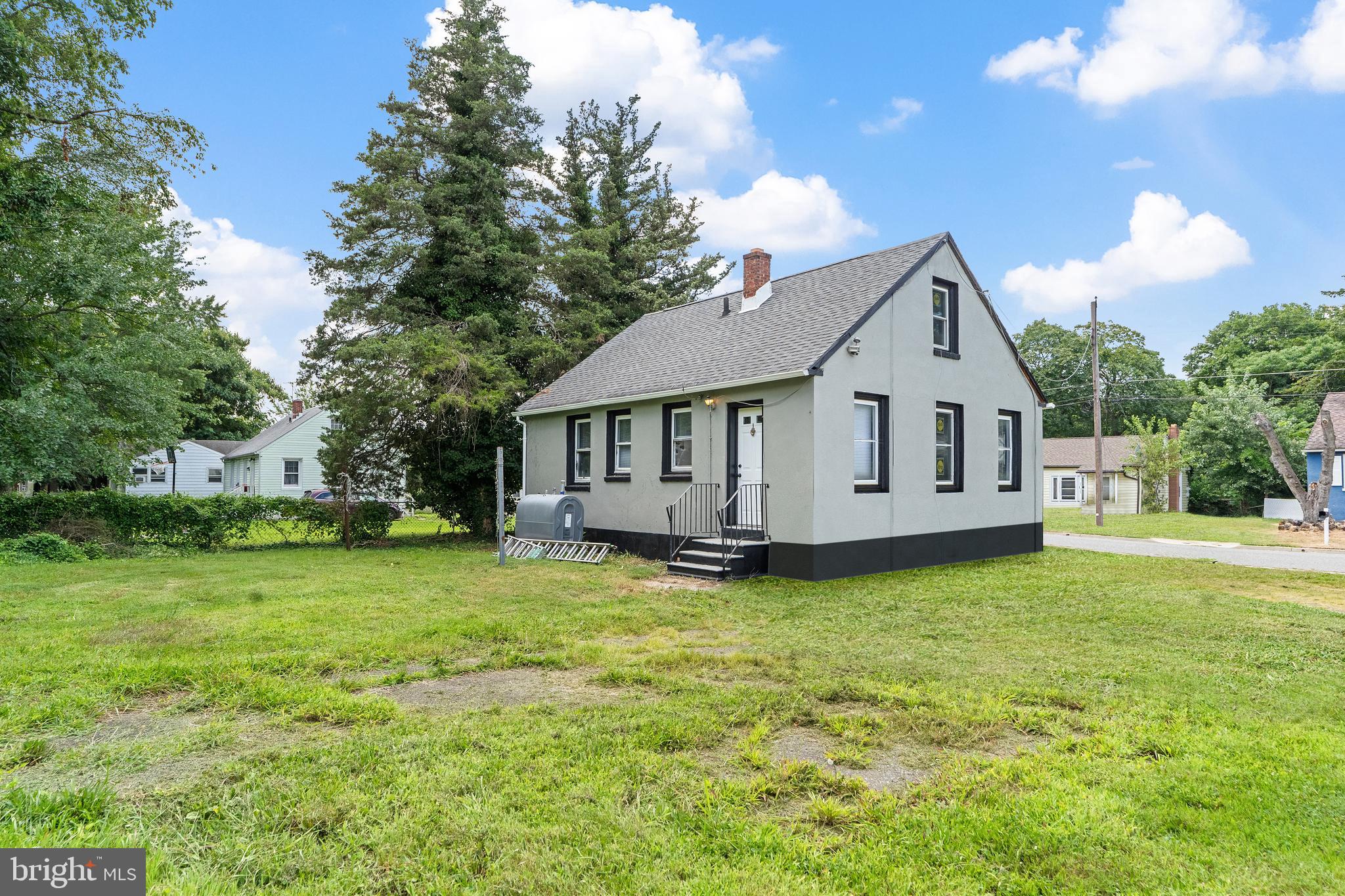 22 Davis Avenue Salem, NJ 08079 - Photo 21 of 25 a view of a house with a yard