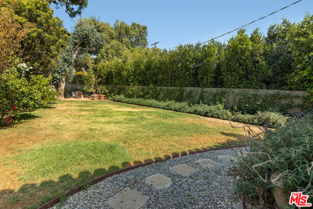 10346 Rochester Avenue Los Angeles, CA 90024 - Photo 19 of 19 a view of a yard with a large trees