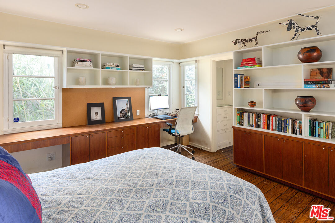 10346 Rochester Avenue Los Angeles, CA 90024 - Photo 10 of 19 a workspace with furniture and a window