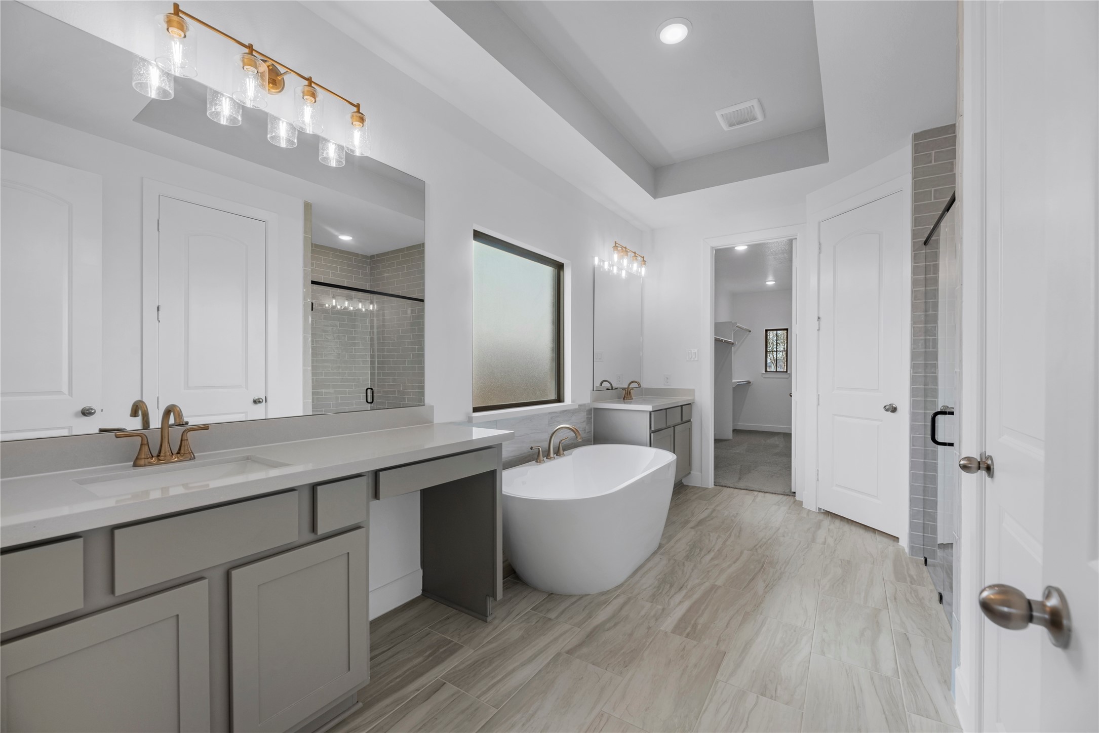 5023 Nesbit Path Rosenberg, TX 77471 - Photo 12 of 22 Representative image. Features, specifications, selections and colors may vary.