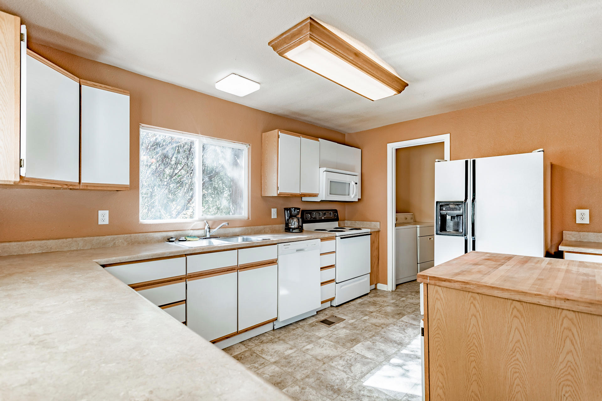 33300 Plateau Pines Road Shingletown, CA 96088 - Photo 3 of 15 12 kitchen