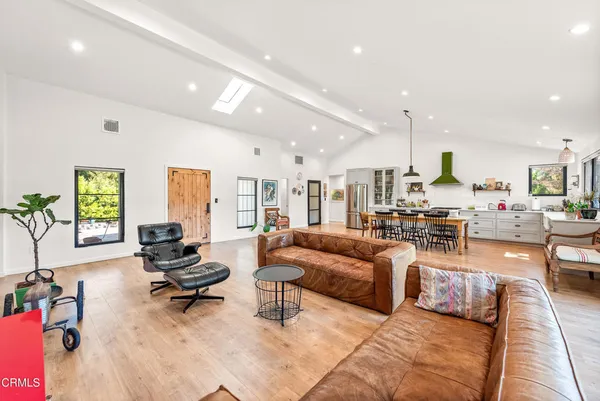 $1,900,000 | 2474 Barbara Drive, Camarillo, CA 93012