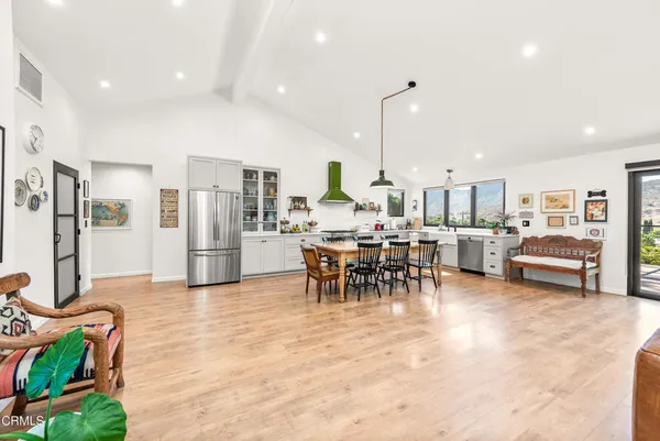 $1,900,000 | 2474 Barbara Drive, Camarillo, CA 93012