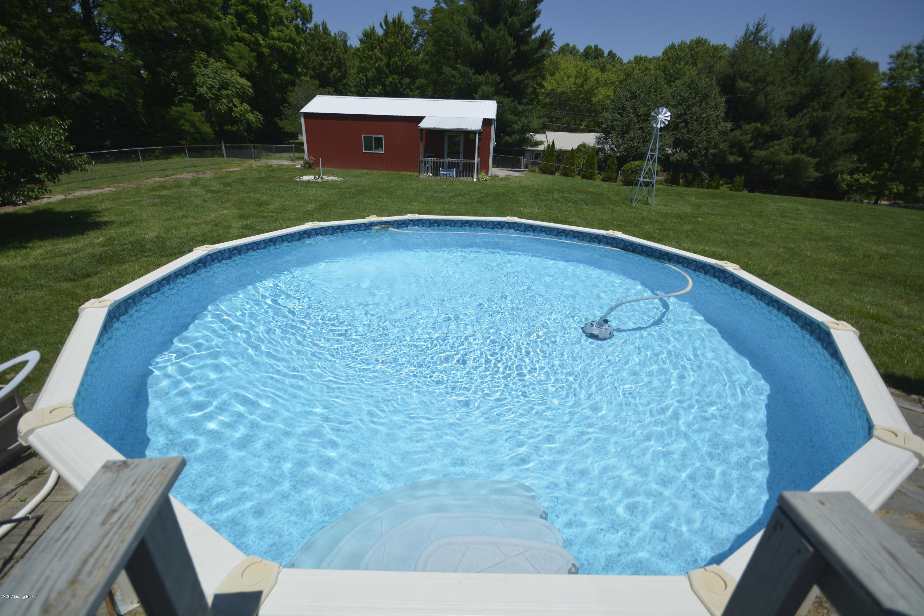 709 Howey Road Vine Grove, KY 40175 - Photo 1 of 16 _DSC0064