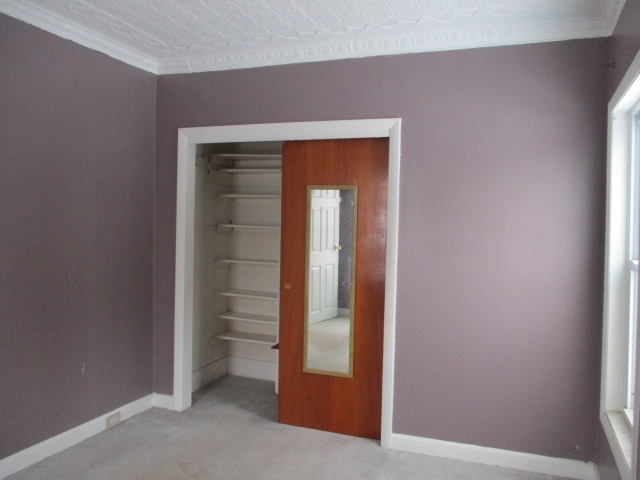 119 Becker Street Manchester, NH 03102 - Photo 4 of 29 Gallery Image 4