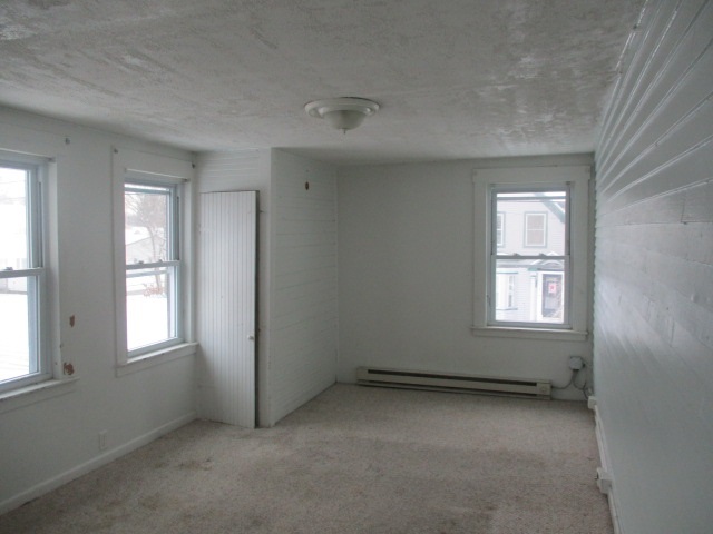 119 Becker Street Manchester, NH 03102 - Photo 6 of 29 Gallery Image 6
