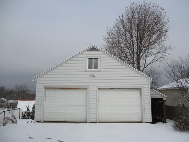 119 Becker Street Manchester, NH 03102 - Photo 10 of 29 Gallery Image 10