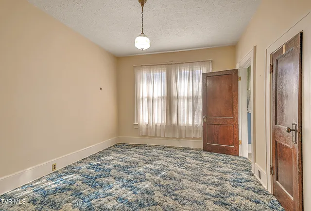 $229,000 | 724 Park Street, Bristol, VA 24201