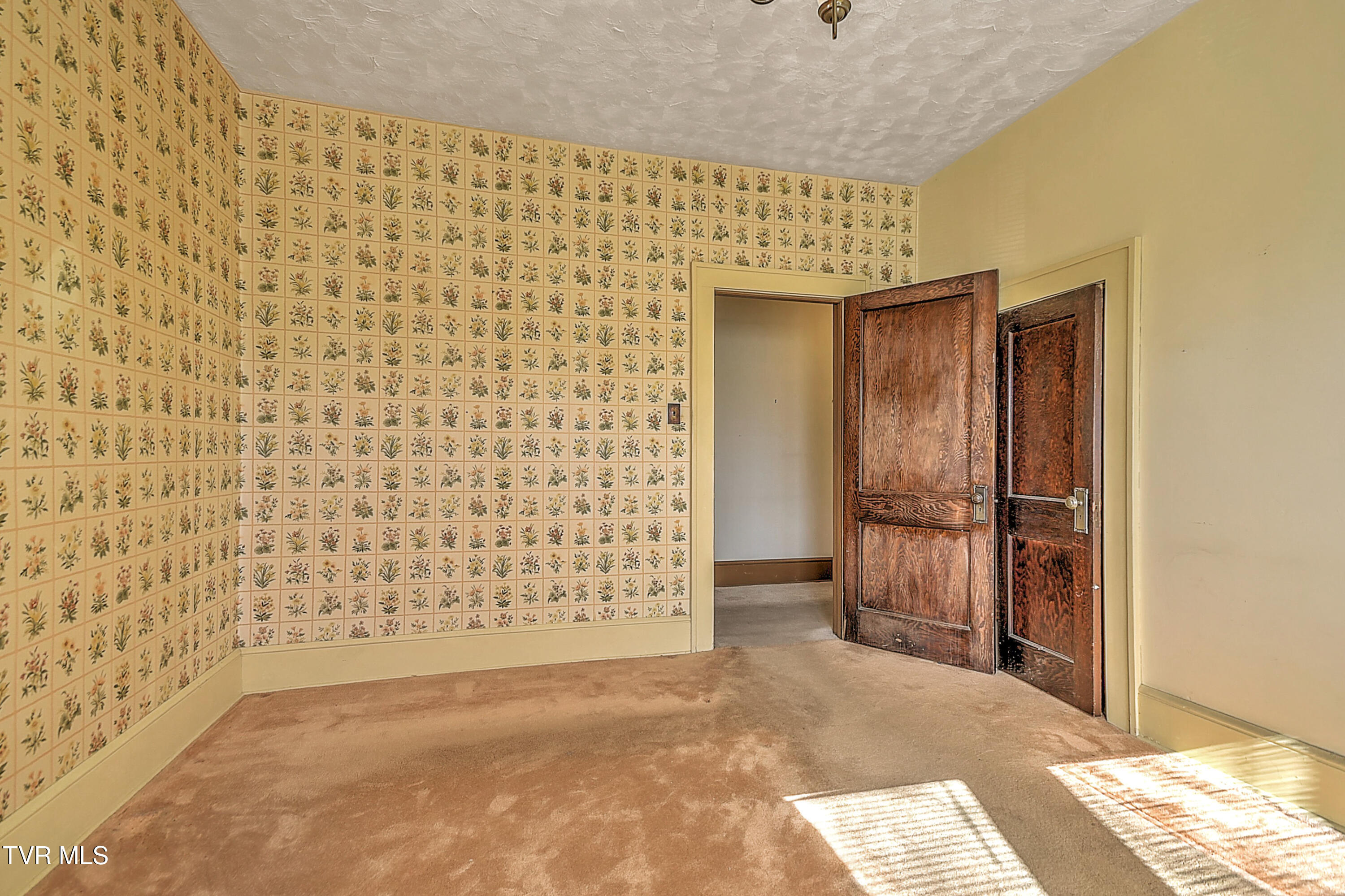 724 Park Street Bristol, VA 24201 - Photo 22 of 35 724 Park St KK-35