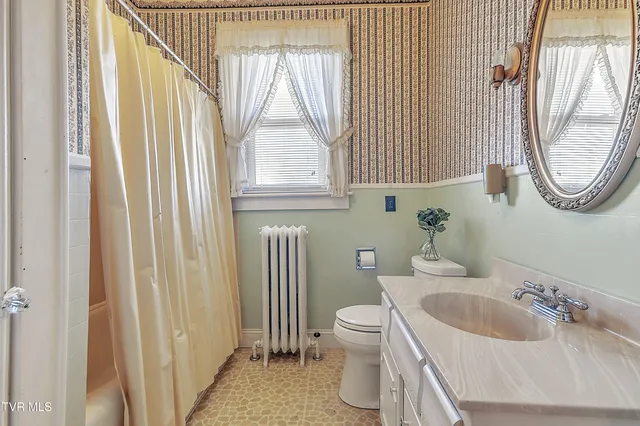 $229,000 | 724 Park Street, Bristol, VA 24201