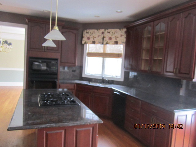 1016 Ridgeview Drive Inverness, IL 60010 - Photo 4 of 9