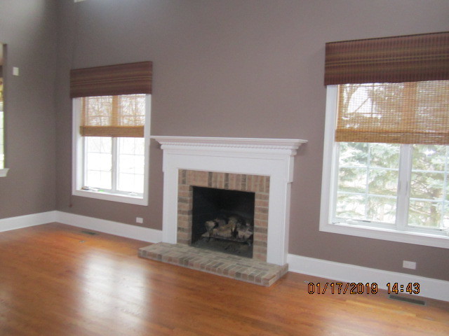1016 Ridgeview Drive Inverness, IL 60010 - Photo 5 of 9