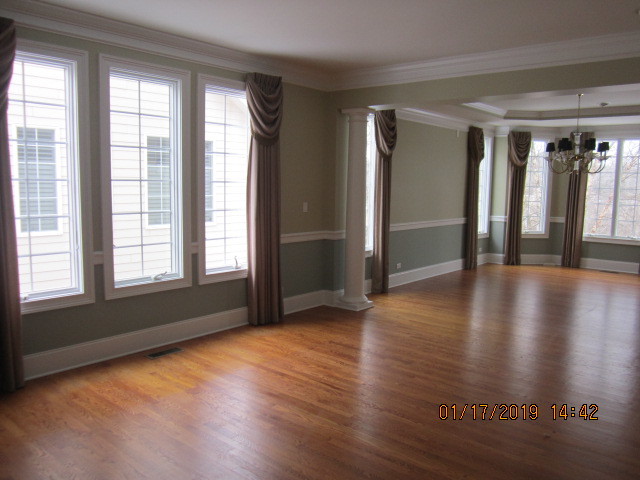 1016 Ridgeview Drive Inverness, IL 60010 - Photo 6 of 9